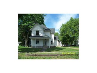 115 S 2nd St, Carson City, MI 48811