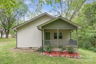 500 3rd St, Stanley, NC 28164