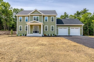 90 Howland Rd, Lakeville, MA 02347