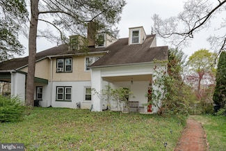 698 Beacom Ln, Merion Station, PA 19066