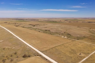 00000 Y Rd, Plainville, KS 67663