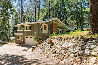 2809 Gardella Ln, Camino, CA 95709
