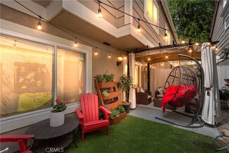 31319 The Old Rd Unit C, Castaic, CA 91384