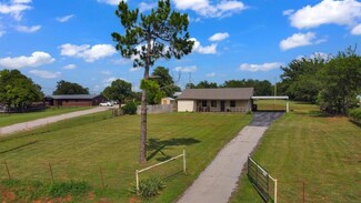 1332 N Macarthur Ave, Blanchard, OK 73010