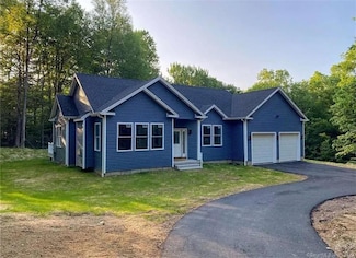 39 Ratlum Mountain Rd, Barkhamsted, CT 06063