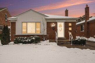6805 Winona Ave, Allen Park, MI 48101