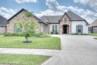 232 Spring Brook Ct, Lumberton, TX 77657