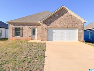 35 Avalon Way, Clanton, AL 35045