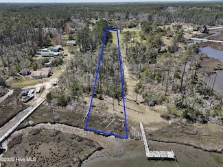 495 Marshallberg Rd, Smyrna, NC 28579