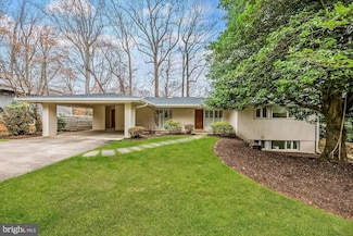 8305 Loring Dr, Bethesda, MD 20817