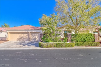 8634 Waterford Bend St, Las Vegas, NV 89123