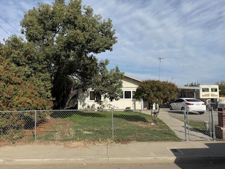 1140 Tomah Ave, Porterville, CA 93257