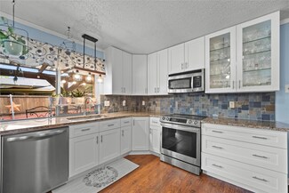 2917 Potomac Dr, Garland, TX 75042