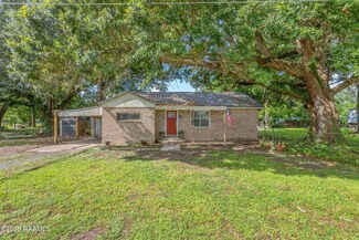 201 Booker Ave, Estherwood, LA 70534