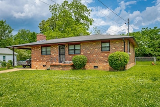 2011 Robbins St, Chattanooga, TN 37404