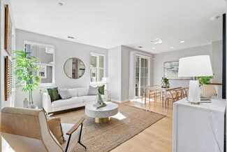 464 Kasra Dr, Mountain View, CA 94043