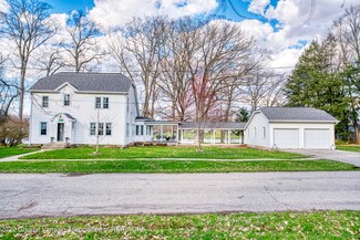 911 Chester St, Eaton Rapids, MI 48827