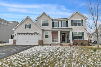 8913 Pearsall Dr, Huntley, IL 60142
