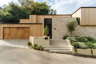 3977 Oeste Ave, Studio City, CA 91604