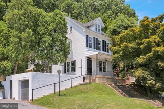 38 W Neversink Rd, Reading, PA 19606