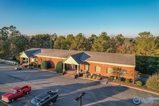 1016 Harbor Ridge Rd, Guntersville, AL 35976