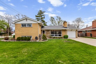 601 S William St, Mount Prospect, IL 60056