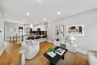 6 Everett Place Unit 2, Boston, MA 02128