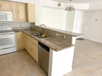 140 Yacht Club Way Unit 205, Hypoluxo, FL 33462
