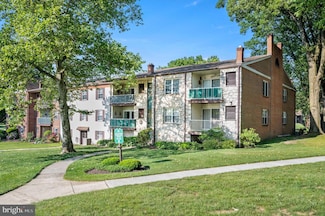 401 Drummers Ln Unit 401, Wayne, PA 19087