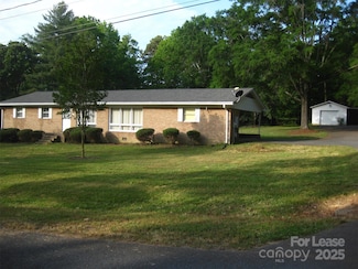 228 Bear Claw Rd, Oakboro, NC 28129