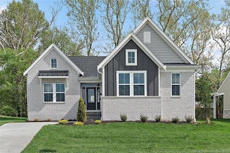2014 Augusta Pkwy, Henryville, IN 47126