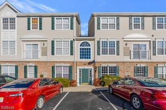 225 Windmill Ct Unit 225, Phillipsburg, NJ 08865