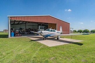 7911 Airfield Dr, Sanger, TX 76266