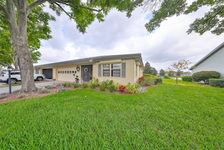 1417 Langley Dr, Sun City Center, FL 33573