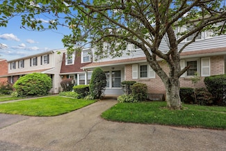 36 Jackson Dr Unit 36, Milford, CT 06460