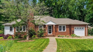 407 Pinedale Dr, Reidsville, NC 27320