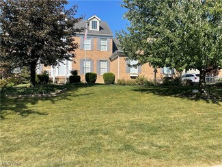 1223 Stone Crossing St NE, Canton, OH 44721