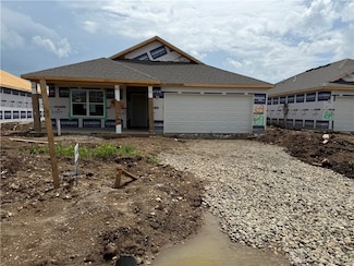 208 Lightfoot Ct, New Carlisle, OH 45344