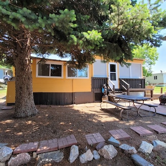 3A Kastmaster Rd, Lemoyne, NE 69146