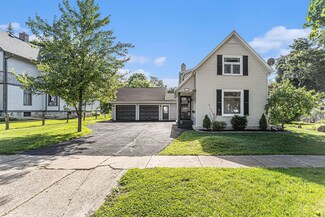 217 S Marshall Ave, Marshall, MI 49068
