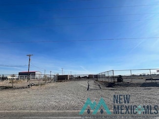 511 S 26th St, Artesia, NM 88210