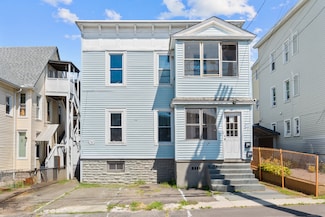 318 Center St, Bridgeport, CT 06604