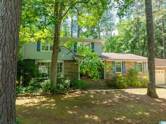 200 Macon Dr SE, Jacksonville, AL 36265