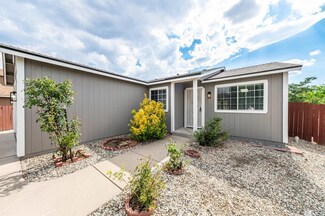 6575 Oglala Ct, Sun Valley, NV 89433