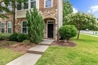 3102 Rushworth Dr, Raleigh, NC 27609