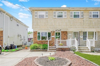 320 Fairbanks Ave, Staten Island, NY 10306