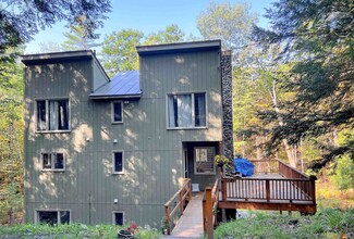 485 Copenhagen Rd, Saint Johnsbury, VT 05819