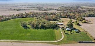 1564 Pratt Dr, Knoxville, IA 50138