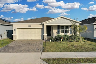 3087 Camden Way, Davenport, FL 33837