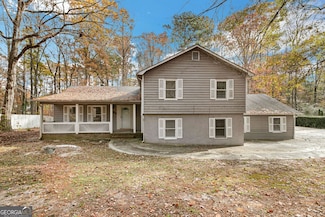 849 Wagon Wheel Cir, Fayetteville, GA 30214